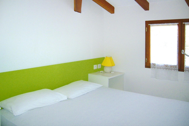 Room 3, Apartment Near Pinarellu Bay Beach, Corse-du-Sud