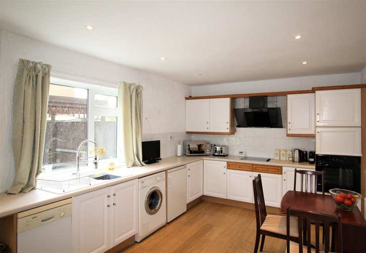 Private kitchen 3, Whitley Bay House Sleeps 6 With Garden, Northumberland