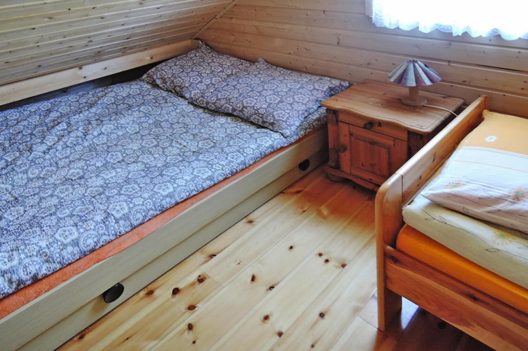 Bedroom 2, Chalet Near Baltic Sea and Wolinski Park, Kamień