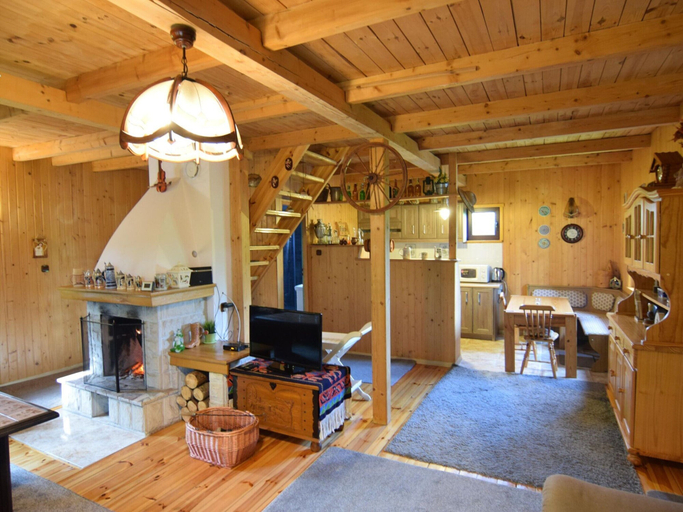 Living room, Holiday Home With Fireplace and Private Garden, Kartuzy