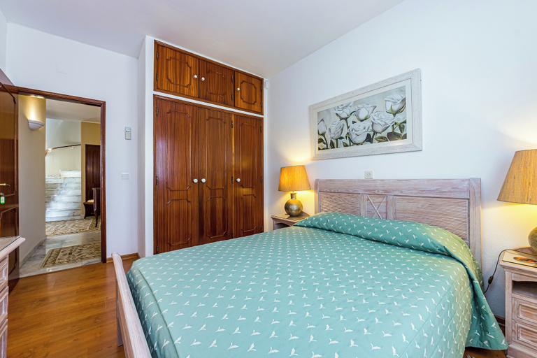 Room 4, Albufeira Villa El-gharb Private 4 Bedrooms, Albufeira