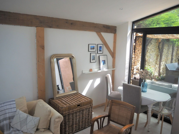 Living area 5, Holiday Home in Pertuis With Private Pool, Vaucluse