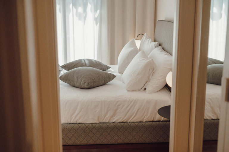 Room 5, Downtown Penthouse With River View by Vacationy, Porto