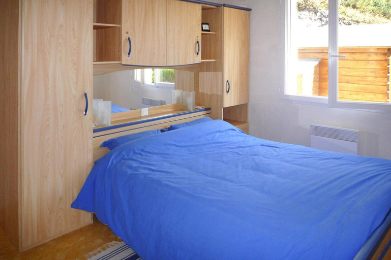 Room 4, Villa in Erquy Near Emerald Coast Beaches, Côtes-d'Armor