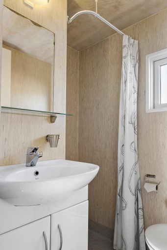 Bathroom 4, First Camp Råbjerg Mile Skagen, Frederikshavn