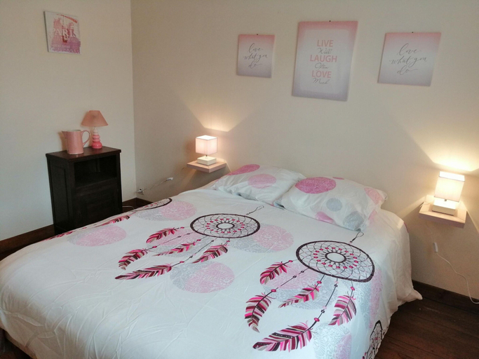 Bedroom 3, Semi-detached House, Jullouville, Manche