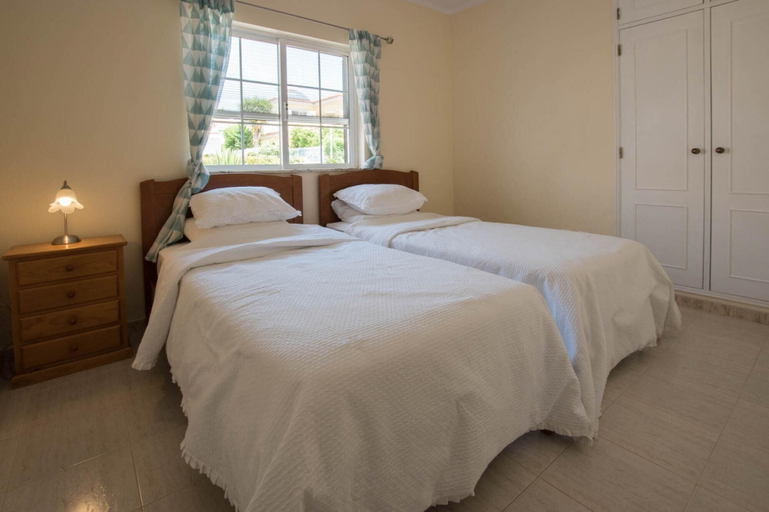 Room 2, Casa Novo Horizonte by Portucasa, Castro Marim