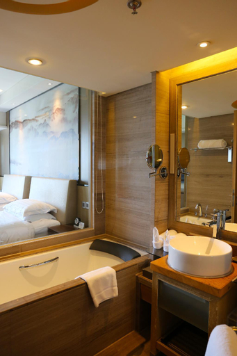 Bathroom 12