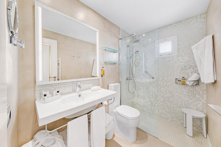 Bathroom 5, El Coto Boutique & Spa Hotel, Baleares