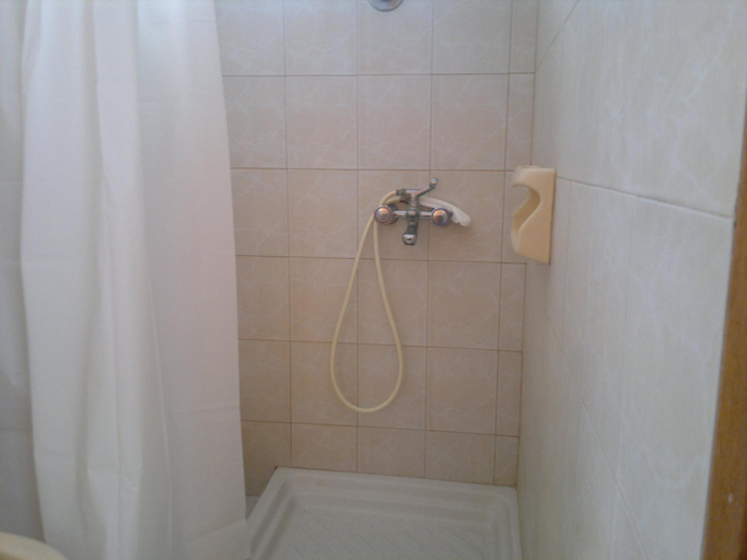 Shower, Fania Apartments, South Aegean