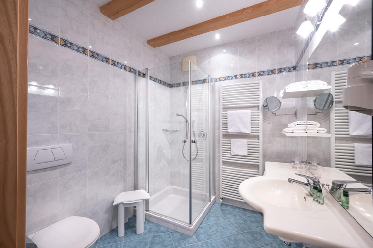 Bathroom 4, Hotel Restaurant Waldea, Bolzano