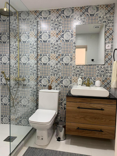 Bathroom, Apartments Basha 1 - Long Beach