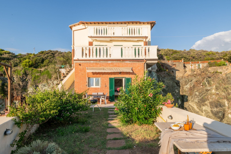 Exterior & Views 2, Magic Seaside Apartment, Livorno