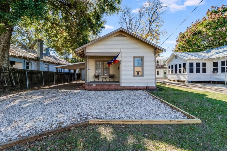 Others 3, Jefferson Rental Room 1, Lafayette