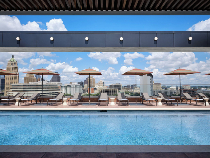 Sport & Beauty 2, Kimpton SANTO, Bexar