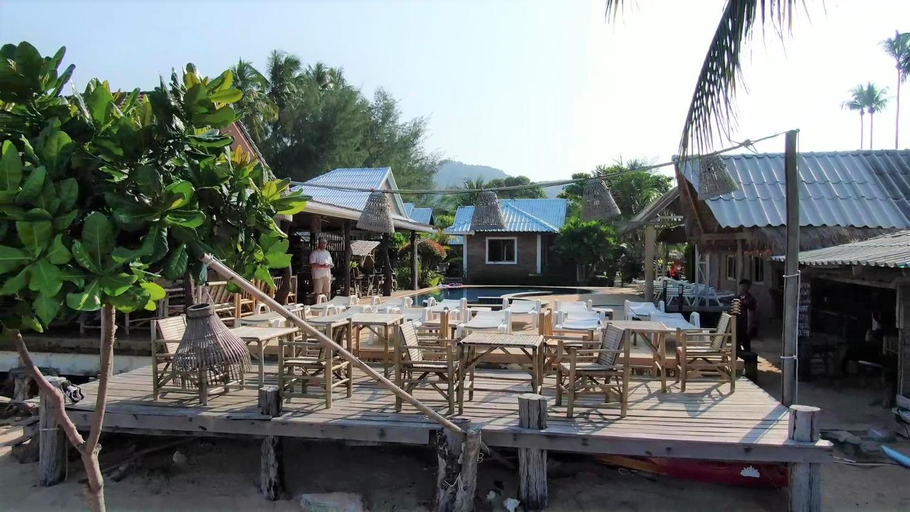 Food & Drinks 3, New Coconut Bungalow, Ko Lanta