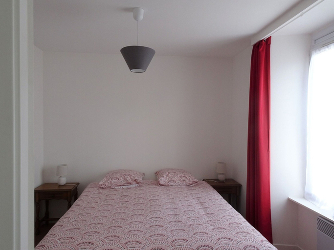Room 2, Holiday Accommodation, Côtes-d'Armor