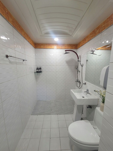 Bathroom 4, Hotel&Stay Heyyum - Juan, Nam