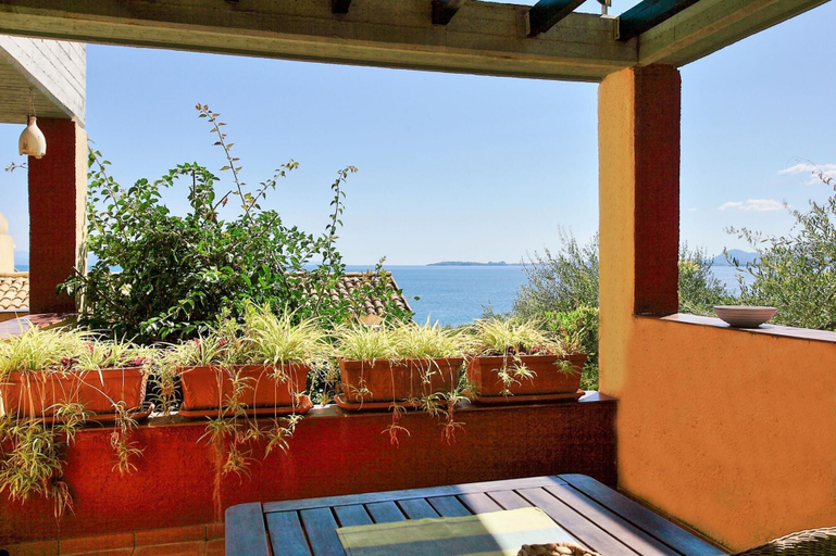 Others 4, Casa do Tina in Mparmpati, Ionian Islands