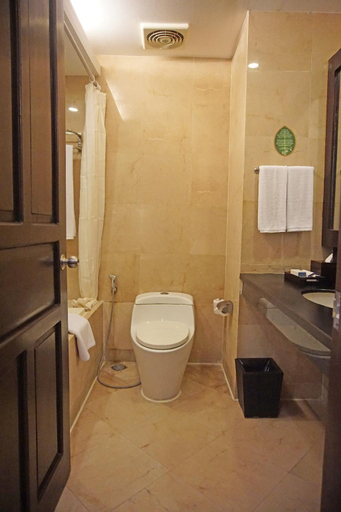 Bathroom 30
