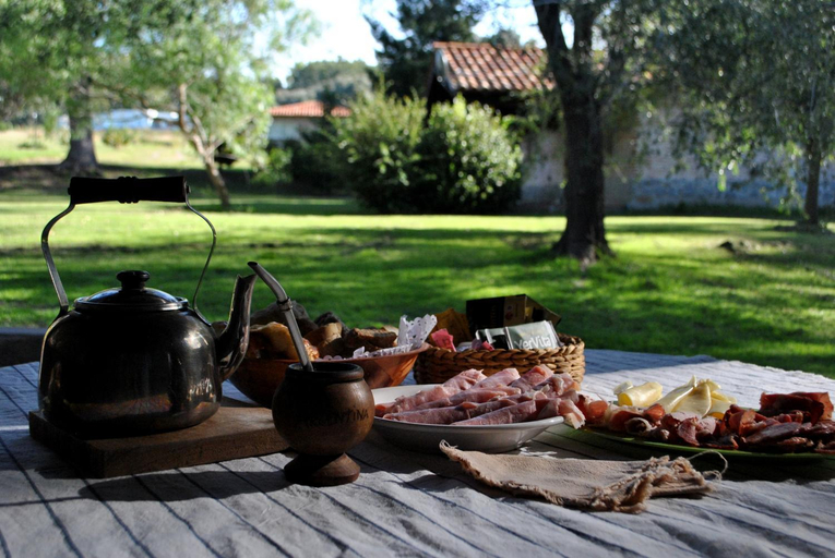 Food & Drinks 5, Cabanas Las Dinas, Tandil