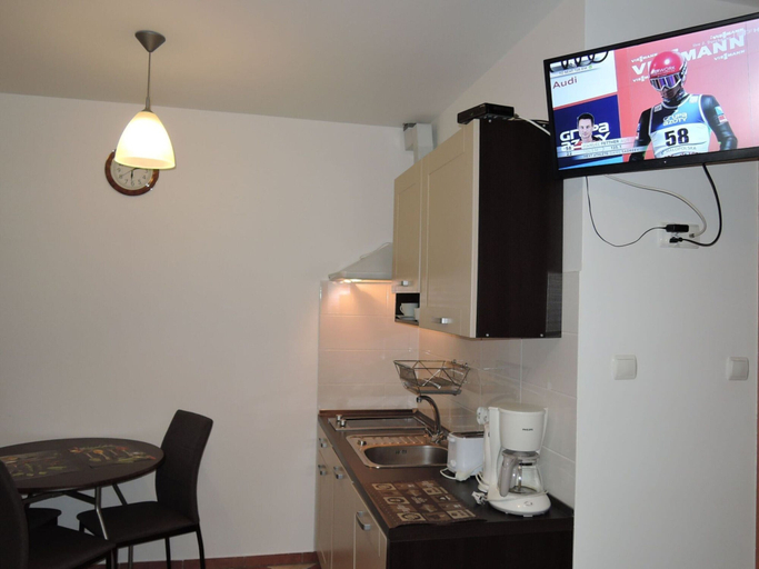 Private kitchen 4, Kolczewo Cottage With BBQ & Garden, Kamień
