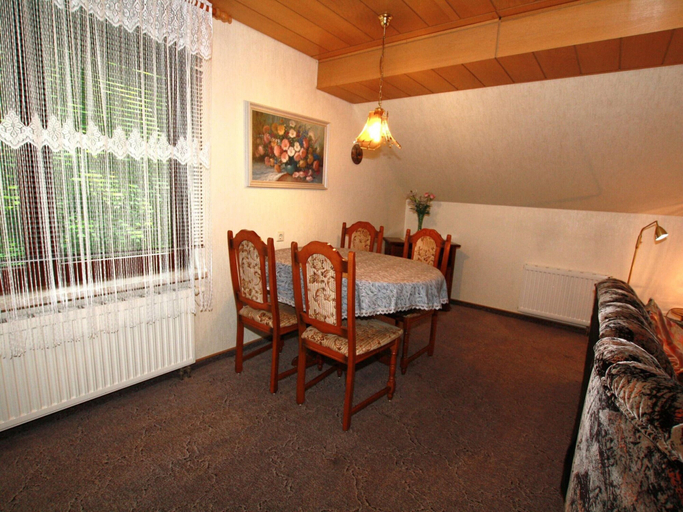 Dining 5, Gemutliche Ferienwohnung in Altenberg, Sächsische Schweiz-Osterzgebirge