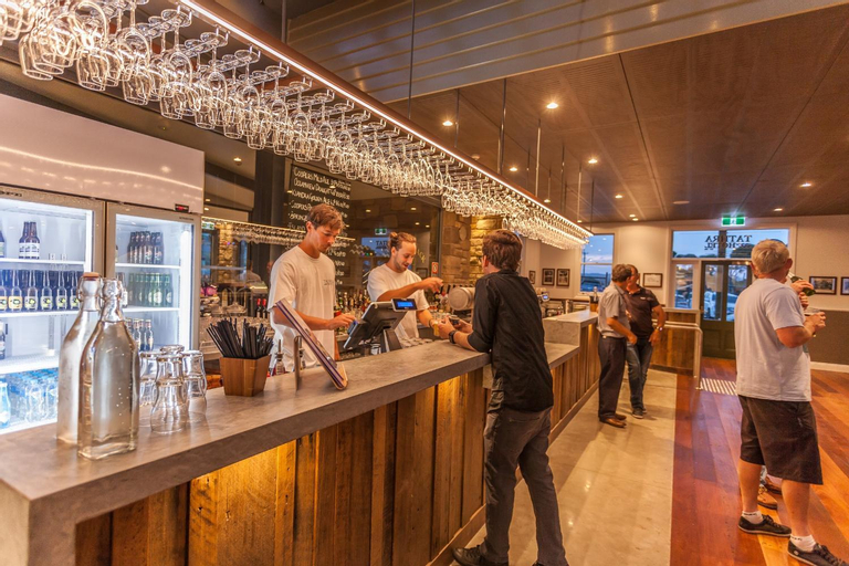 Food & Drinks 4, Tathra Hotel & Motel, Bega Valley