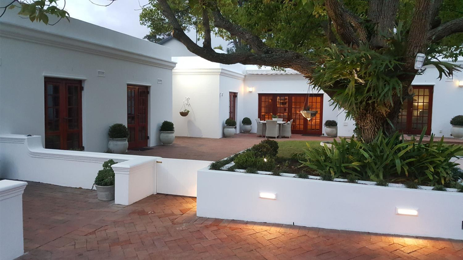 Others 3, Constantia Garden Suites, City of Cape Town