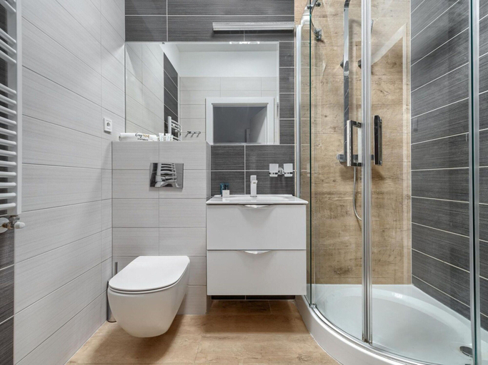Bathroom, Beautiful Apartment Very Close to the Beach, Kamień