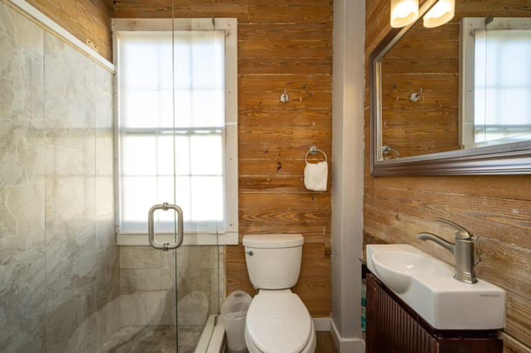 Bathroom 5, Seaport Suite by Brightwild 2nd Story Hideaway, Monroe