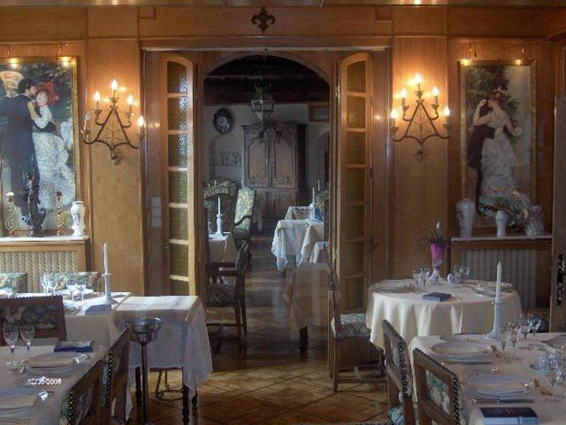 Food & Drinks 3, Chateau La Tour Du Roy, Aisne
