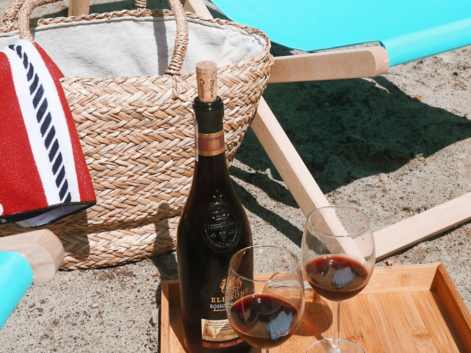 Food & Drinks, Blue Lagoon - Vacation Home in Nowe Warpno, Police