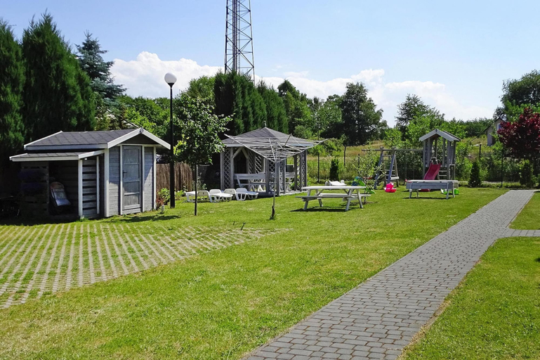 Garden, Big Holiday Home in Wiselka, Kamień