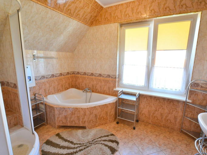 Bathroom 4, Comfortable Villa With a Large Private Garden, Sławno