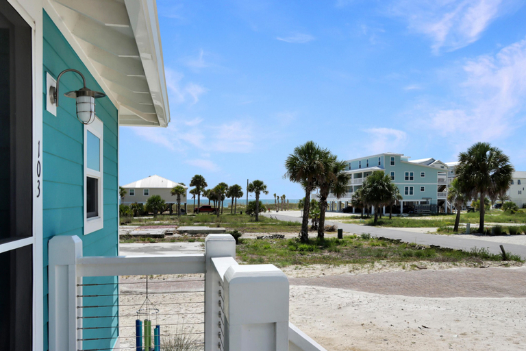 Property grounds 2, Second Chance, Bay