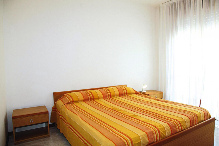 Bedroom 3, Residence Ambassador, Lido del Sole, Venezia
