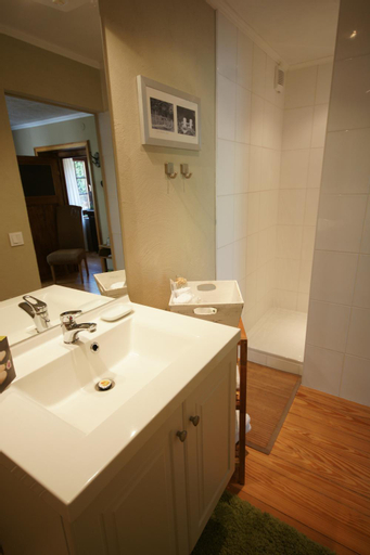 Bedroom 3, Landgasthof Em Lade, Euskirchen