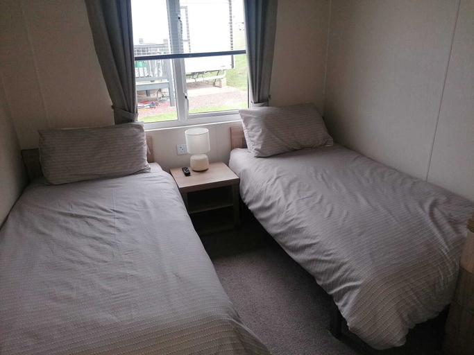 Bedroom 3, Seaside Lodge Retreat in Eyemouth, Scottish Borders