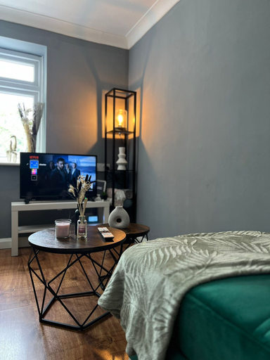 Bedroom 2, Luton City Apartment Retreat, Luton