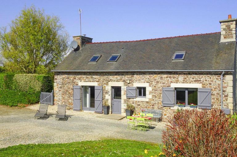 Others 4, Stone House in Plouezec Near Goelo Coast, Côtes-d'Armor