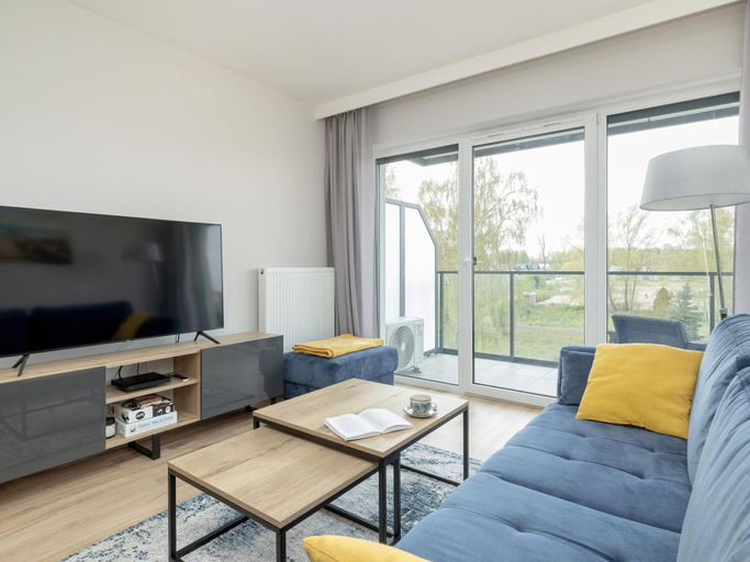 Others 1, Apartment With a View of the River, Pool and Sauna, Kamień