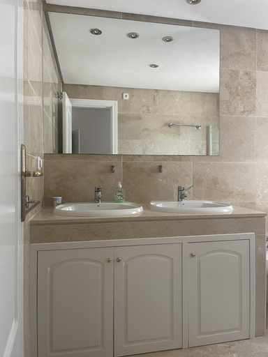 Bathroom, 2 Bed Flat-sleeps 4-pets-parking-marina Duquesa, Málaga