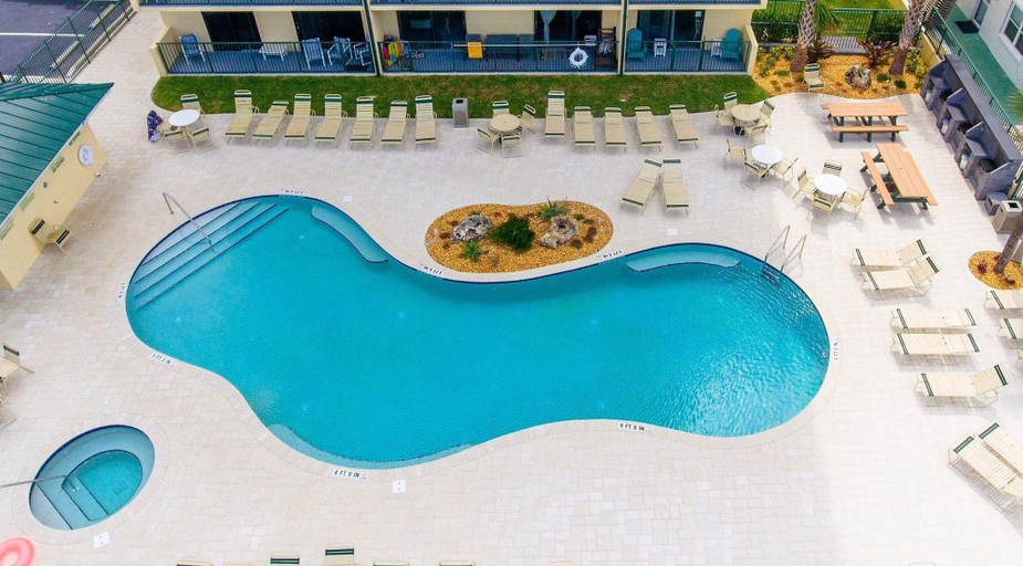 Pool, Breathtaking Views Heated Pool Beach Access, Volusia