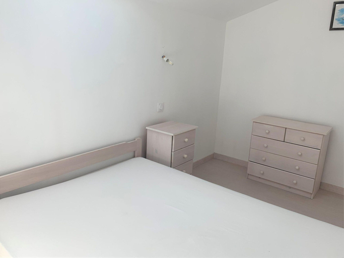 Bedroom 4, House on Rhuys Peninsula Near Sandy Beach, Morbihan
