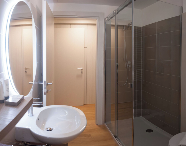 Bathroom 2, Appartamento di Design alle Due Torri by Wonderful Italy, Bologna