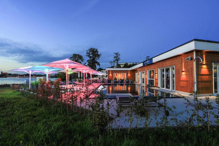 Dining 4, Appartements im Maremuritz Yachthafen Resort, Mecklenburgische Seenplatte