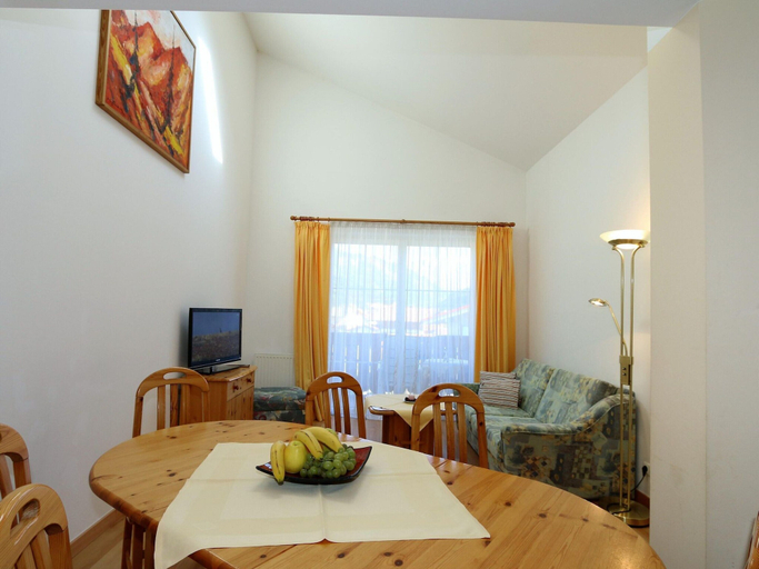 Others 4, Apartment in Bichlbach near Zugspitze, Reutte