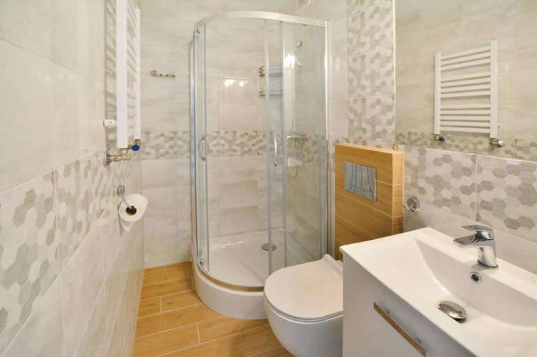 Bathroom 4, Cozy Holiday Apartment Close to the Beach, Kołobrzeg