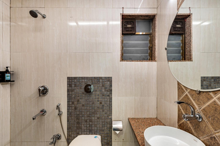 Bathroom 4, Retreat Heritage, Pune